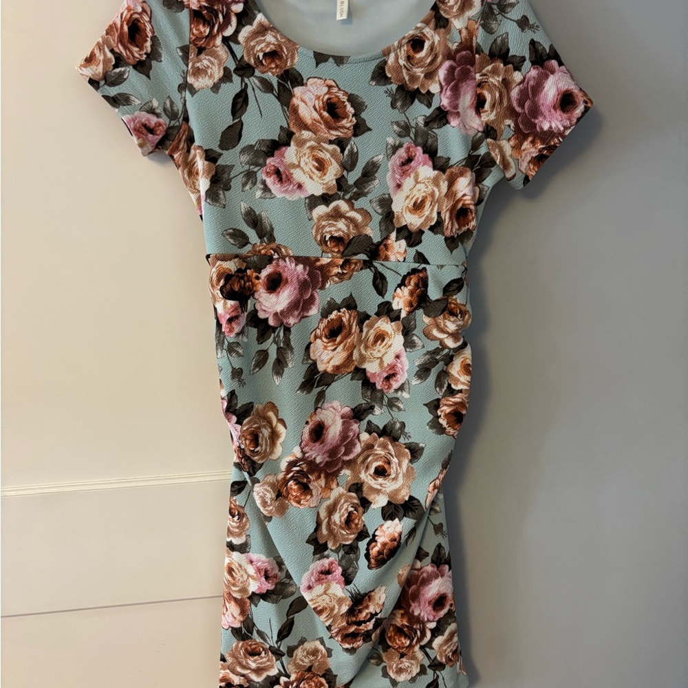 PinkBlush Light Blue Rose Floral Fitted Maternity Dress Size medium